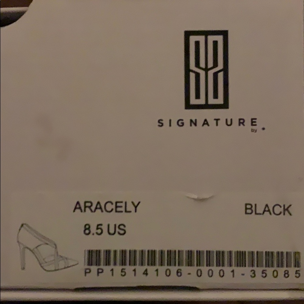 Signature Heels - Picture 2 of 2
